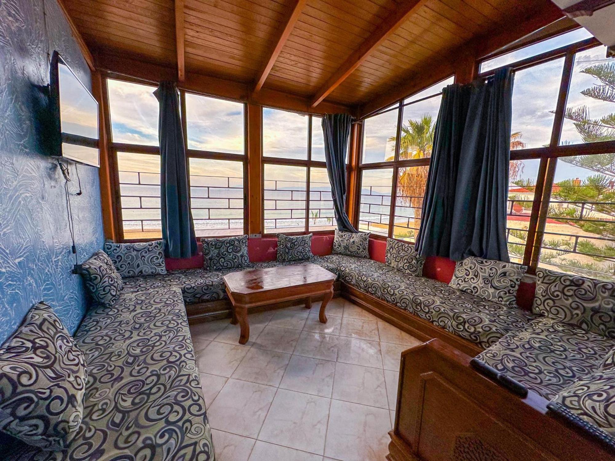 Appartement El Hichou 1 Ksar es-Seghir Esterno foto